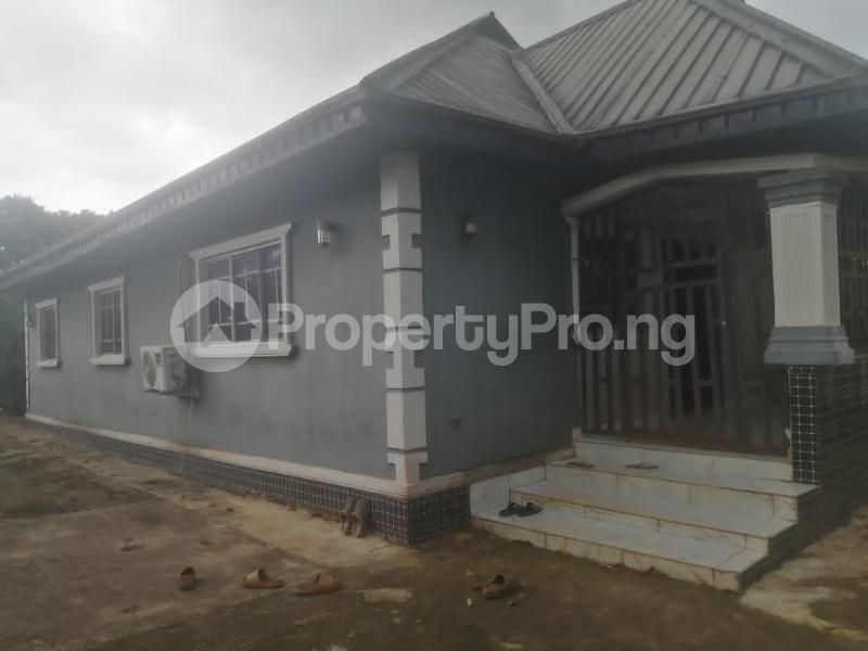 3 bedroom House for sale Iguadolor Central Edo