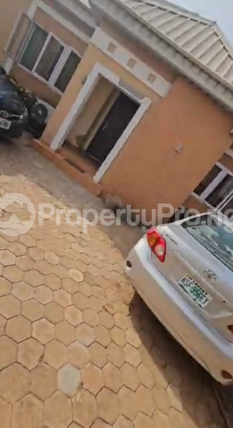 3 bedroom House for sale Malawi Crescent Kaduna South Kaduna