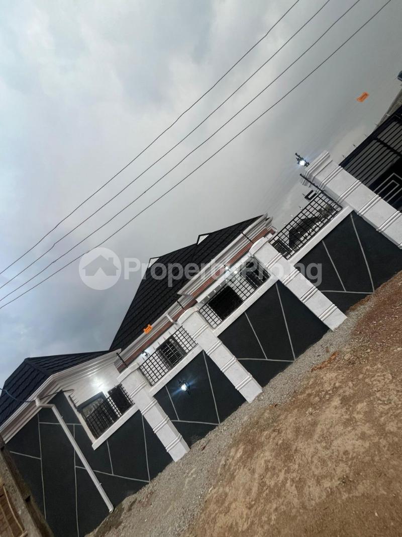 House for sale Ahoyaya Estate Beside Math Filing Station Off Nihort Idi Ishin Jericho Extension Iletuntun/Jericho extension Ibadan Oyo