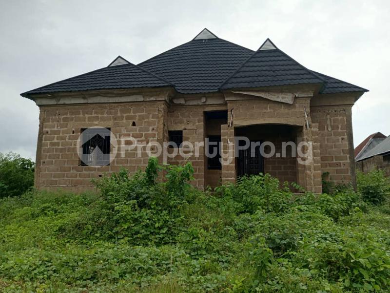 House for sale Asunle Asaka Off Tiper Garage, Akala Express Ibadan Oyo