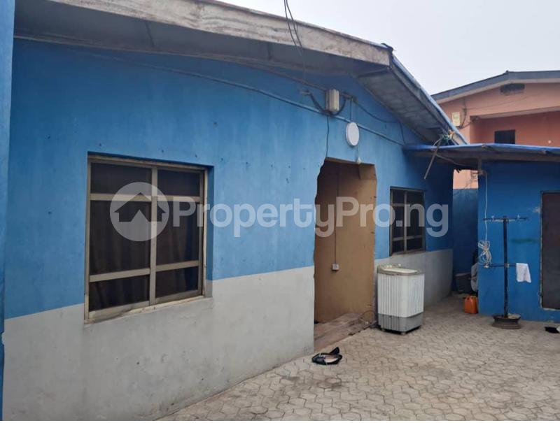 3 bedroom House for sale Behind Nation Wide Filling Station , Off Yayabatan Ifako-ogba Ogba Lagos