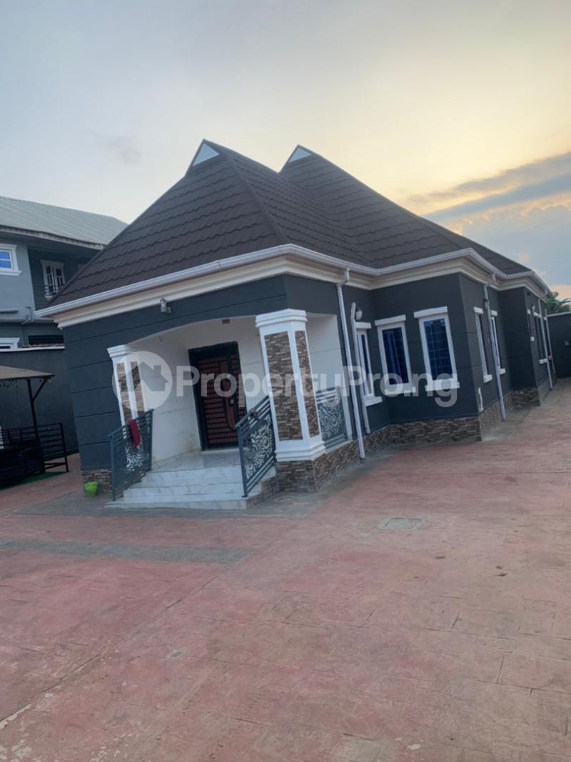 3 bedroom House for sale Alaaka Monganna Elebu Ibadan Oyo