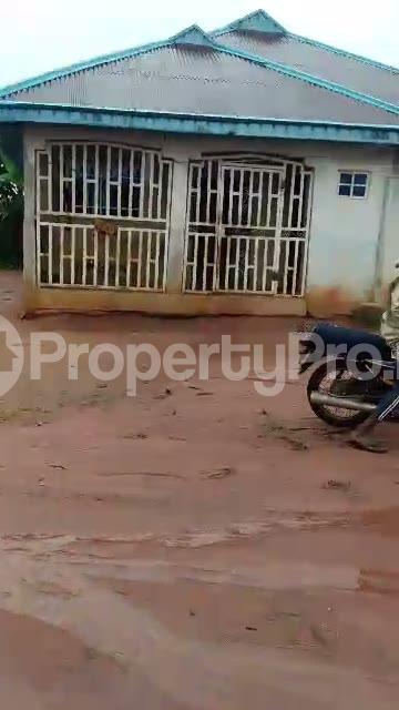 3 bedroom House for sale Oluku, Benin Akure Rd Along Mopol Sawmill Rd Central Edo