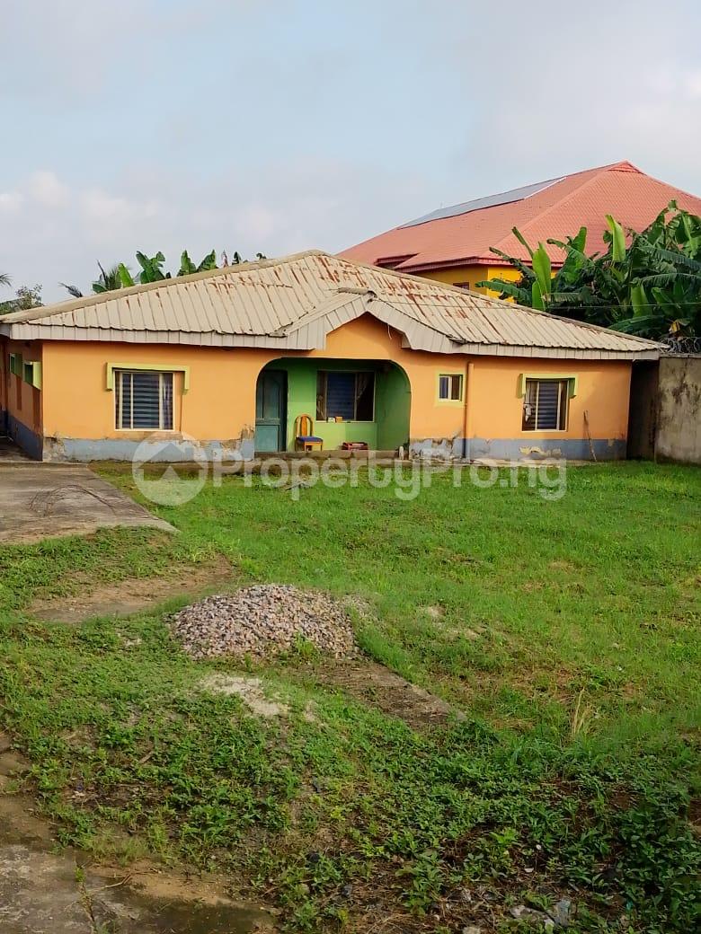 3 bedroom House for sale By Adamo Bustop, Agunfoye Ikorodu Maya Ikorodu Lagos