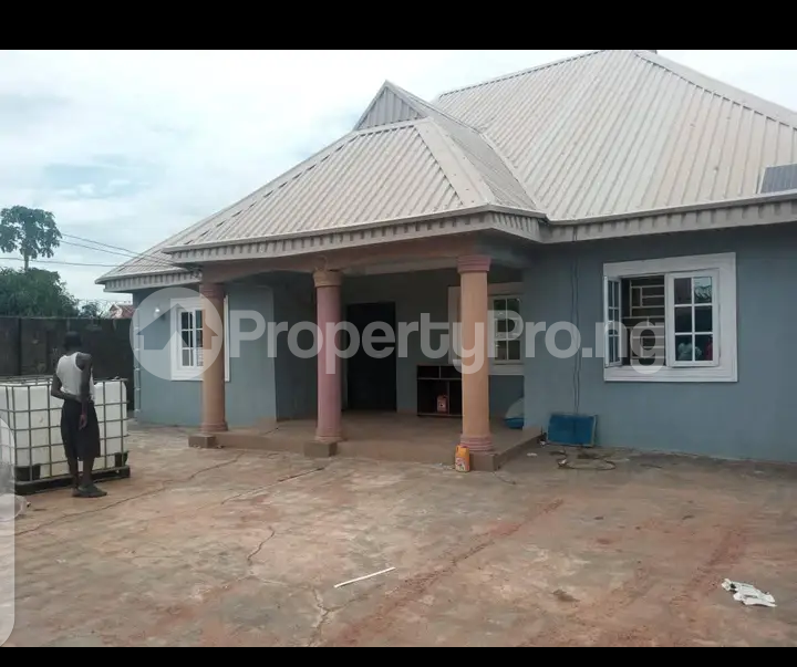 3 bedroom House for sale Gonin Gora By Secondary School, Kaduna South Kaduna