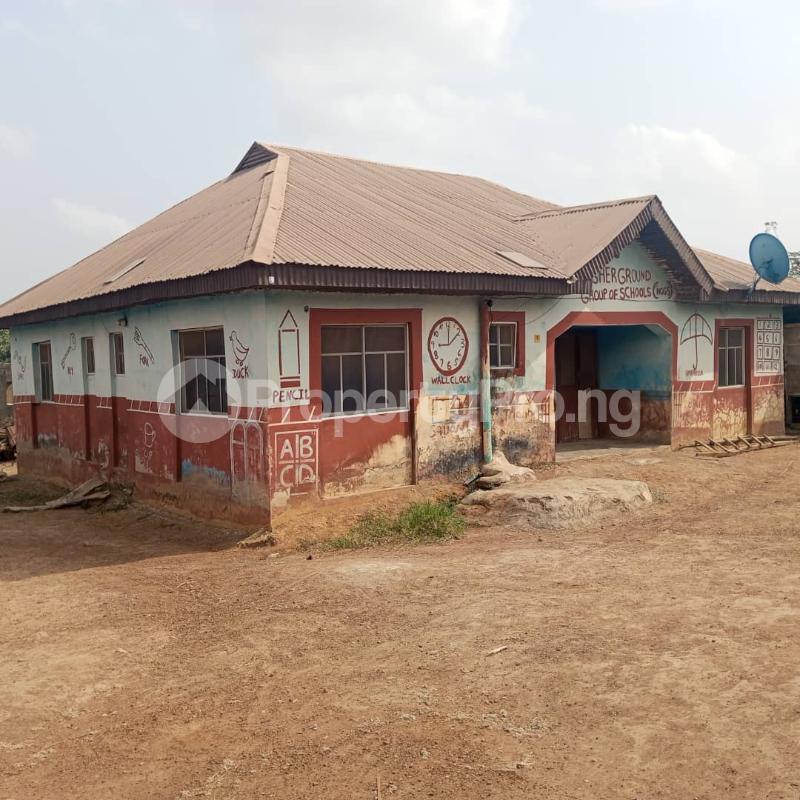 House for sale 2nd Avians, Ayegun Road Akala Express Ibadan Oyo