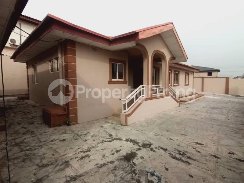 3 bedroom House for rent Omole phase 2 Ojodu Lagos