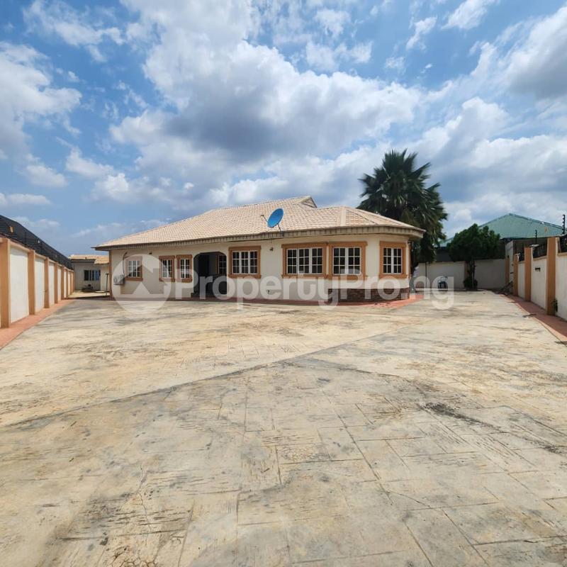 3 bedroom House for sale Elewuro Area Akobo Ibadan Oyo