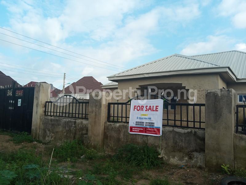 3 bedroom House for sale Penthouse Estate Lugbe Lugbe Abuja