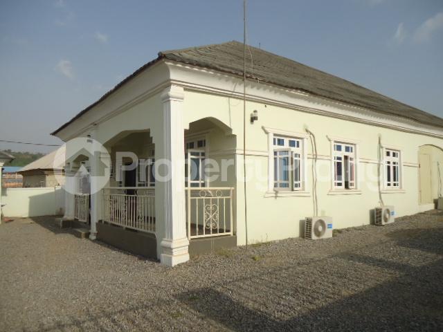3 bedroom House for sale Adjacent High Court, Apo Resettlement Apo Abuja