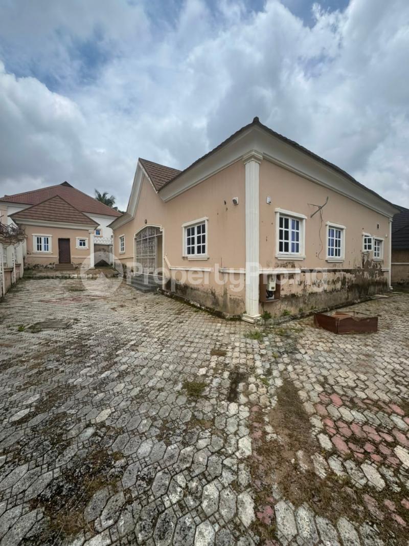 3 bedroom House for sale An Estate In Pyakasa Lugbe Abuja