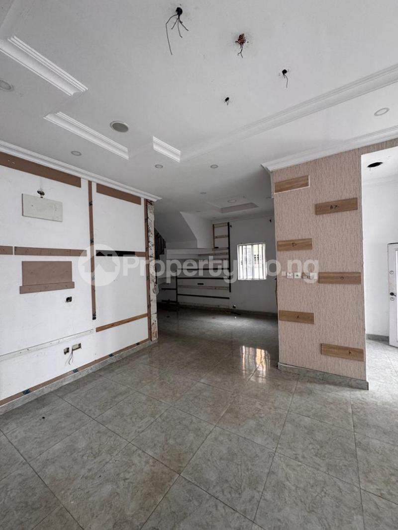 3 bedroom Commercial Property for rent Chevron Alternative Route Lekki Lagos
