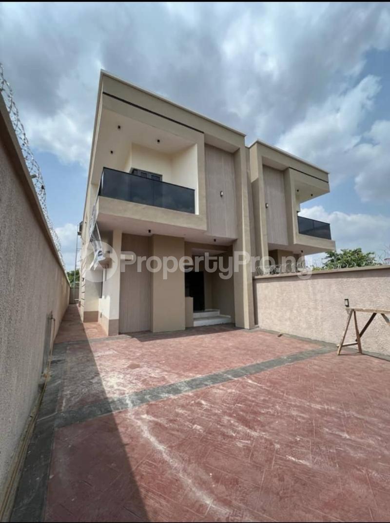 House for sale Federal Housing Estate Ikolaba Gra Ibadan Oyo