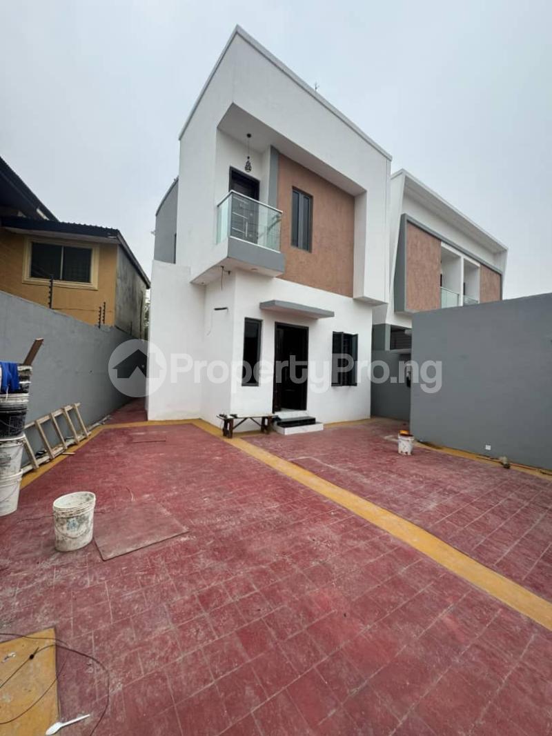 3 bedroom House for sale Adeniyi Jones Ikeja Lagos
