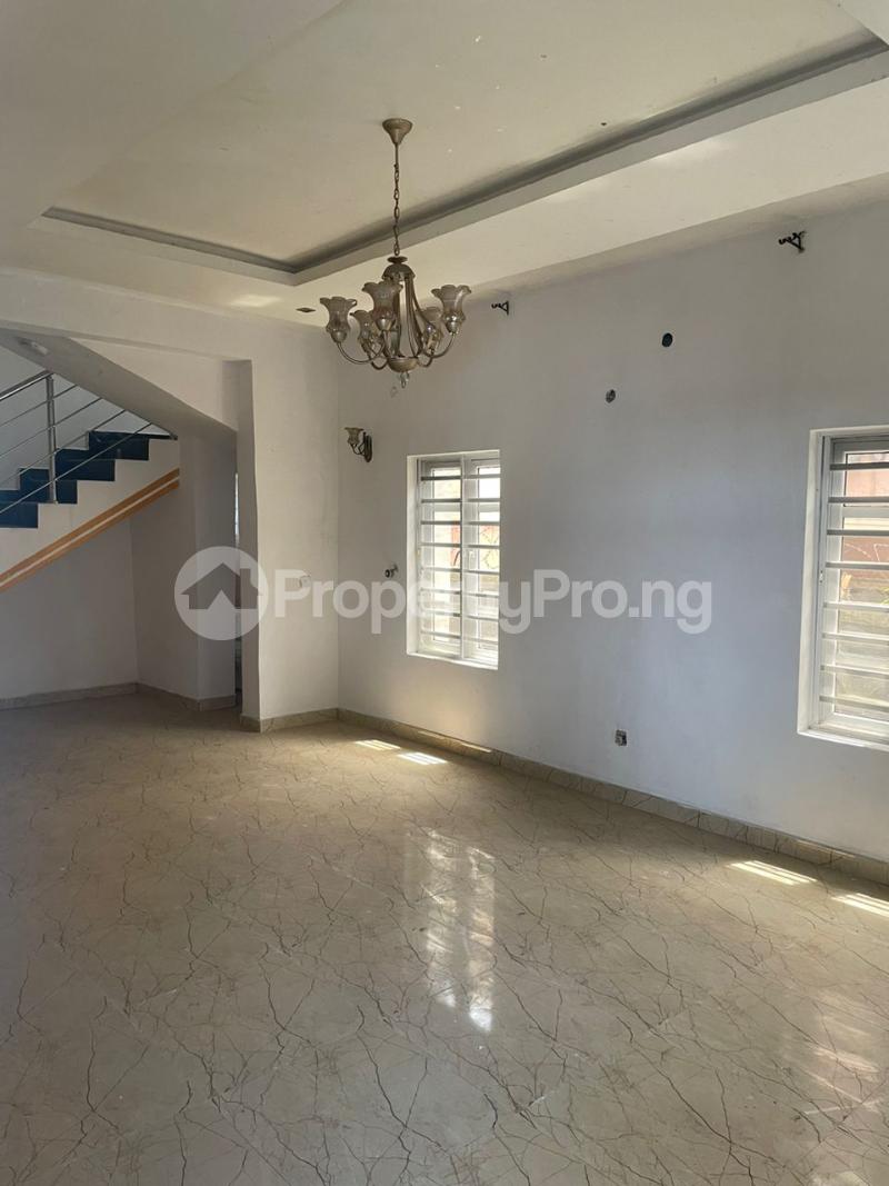 3 bedroom House for sale Thomas estate Ajah Lagos - 0