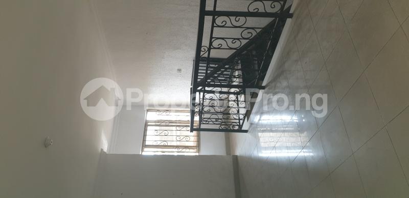 3 bedroom House for rent Off Queens Street, Alagomeji, Yaba Alagomeji Yaba Lagos