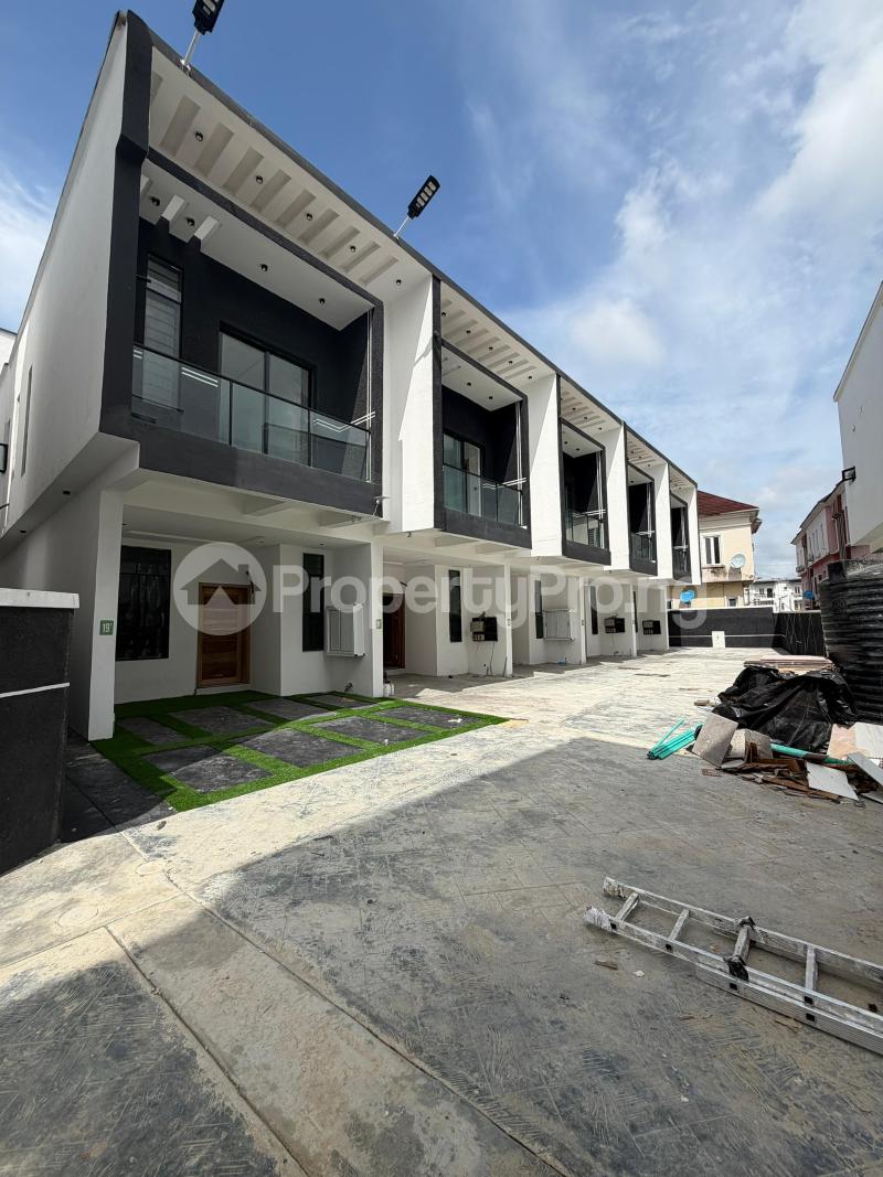 3 bedroom House for sale Chevron Lekki Lagos