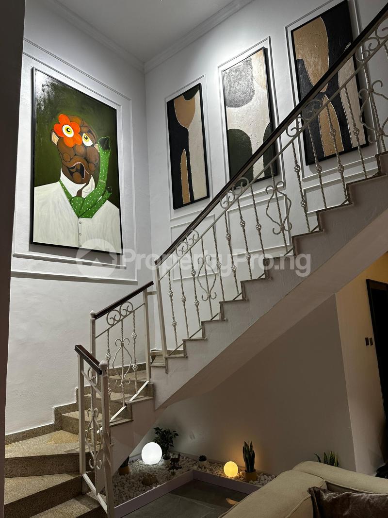 3 bedroom Flat / Apartment for shortlet Shakiru Anjorin Street Off Admiralty Road, Lekki Phase 1 Lekki Lagos