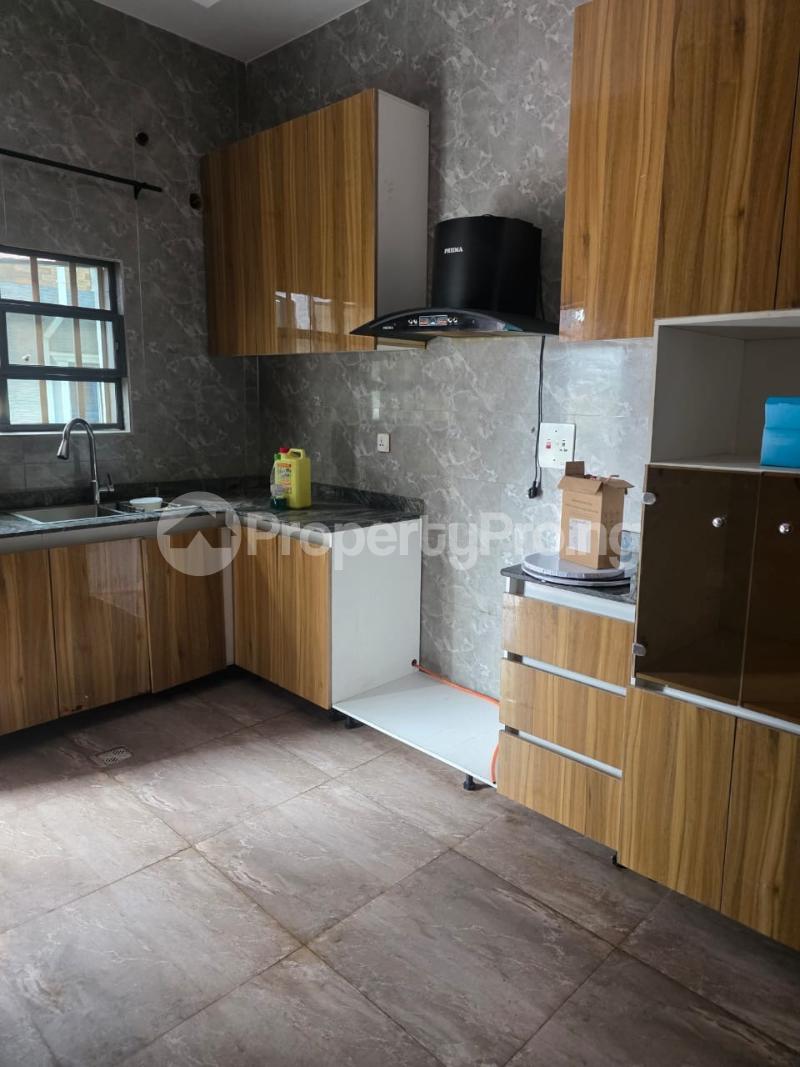 3 bedroom House for rent Carlton Gate Estate Akobo Ibadan Oyo