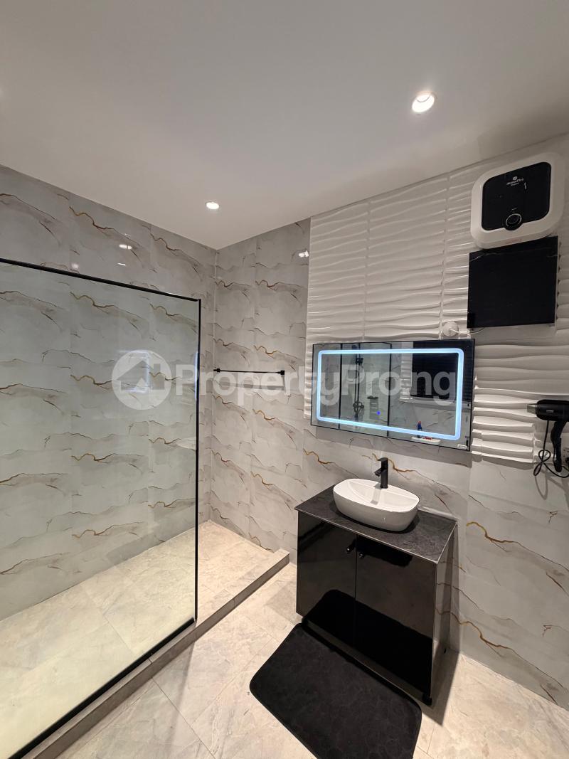 3 bedroom House for shortlet Greenland Estate, Opposite Thames Hotel Jericho Ibadan Oyo