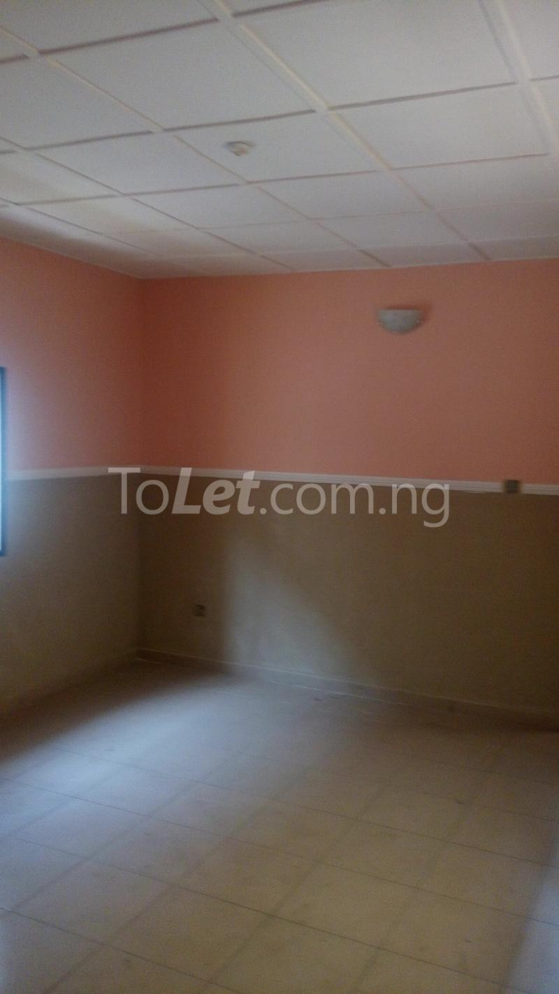 3 bedroom House for rent Ago Ago palace Okota Lagos
