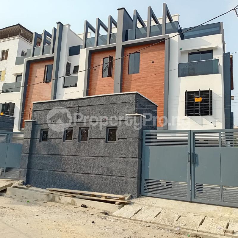 3 bedroom House for sale Off Akin Adesola Stree, Victoria Island Lagos