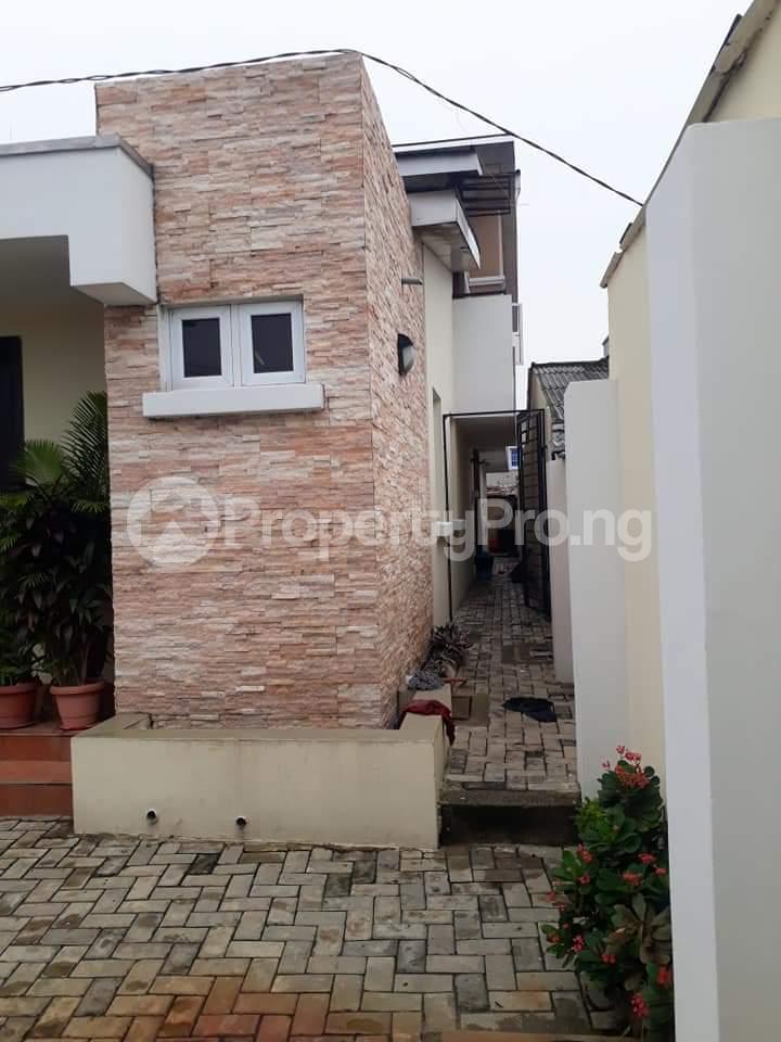 3 bedroom House for sale Surulere Lagos