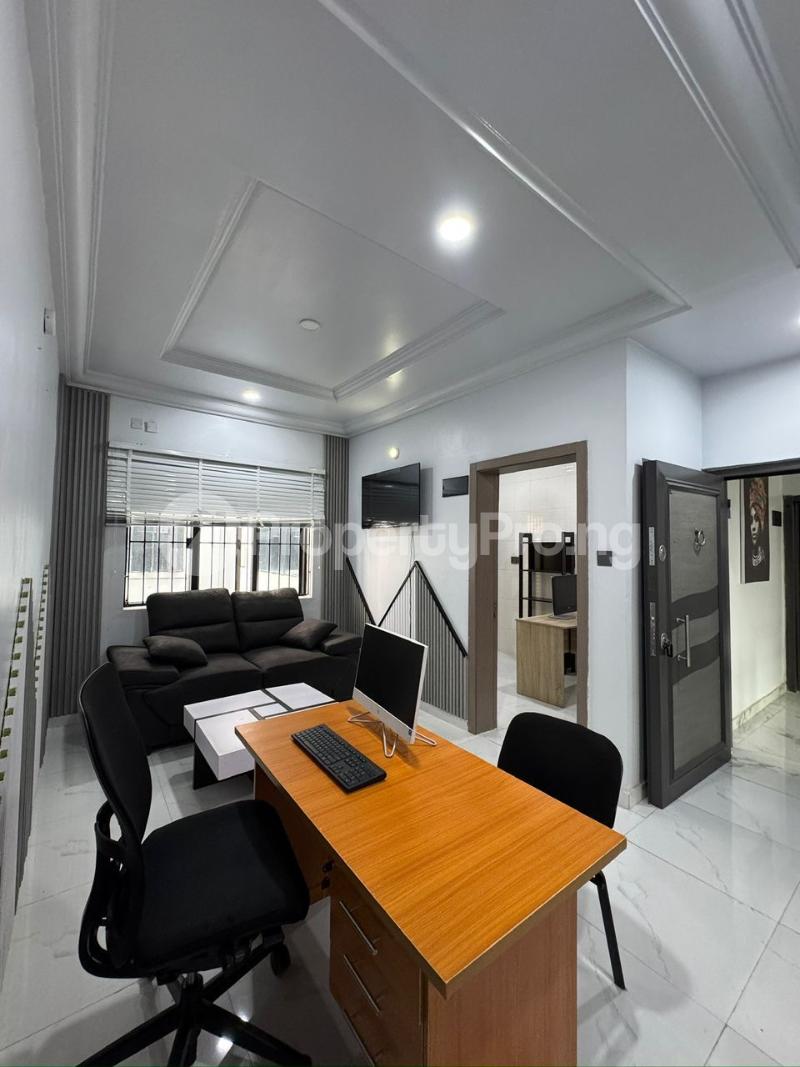 3 bedroom Commercial Property for rent New Bodija Bodija Ibadan Oyo