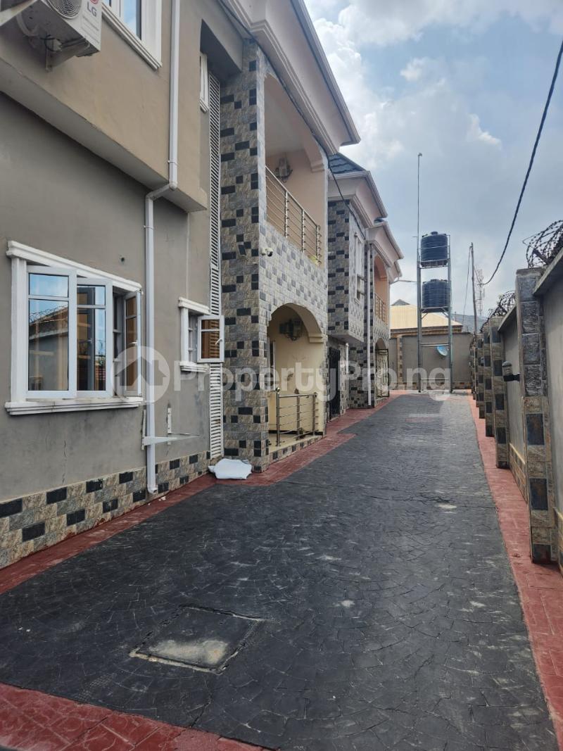 10 bedroom House for sale Within Ground Maridos Akala Express Ibadan Oyo