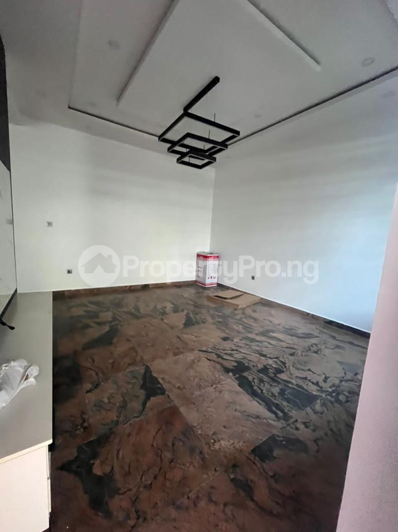 3 bedroom Flat / Apartment for rent Omole phase 2 Ojodu Lagos