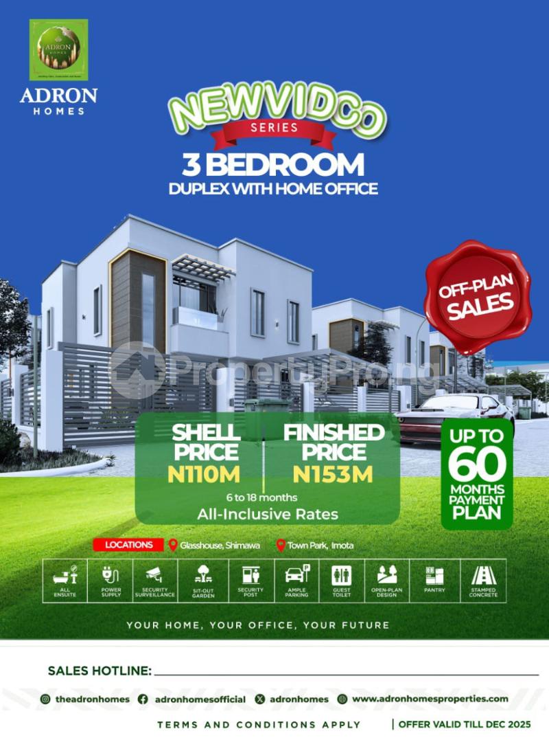 House for sale Town Park $glass House Estate, Sagamu Ogun