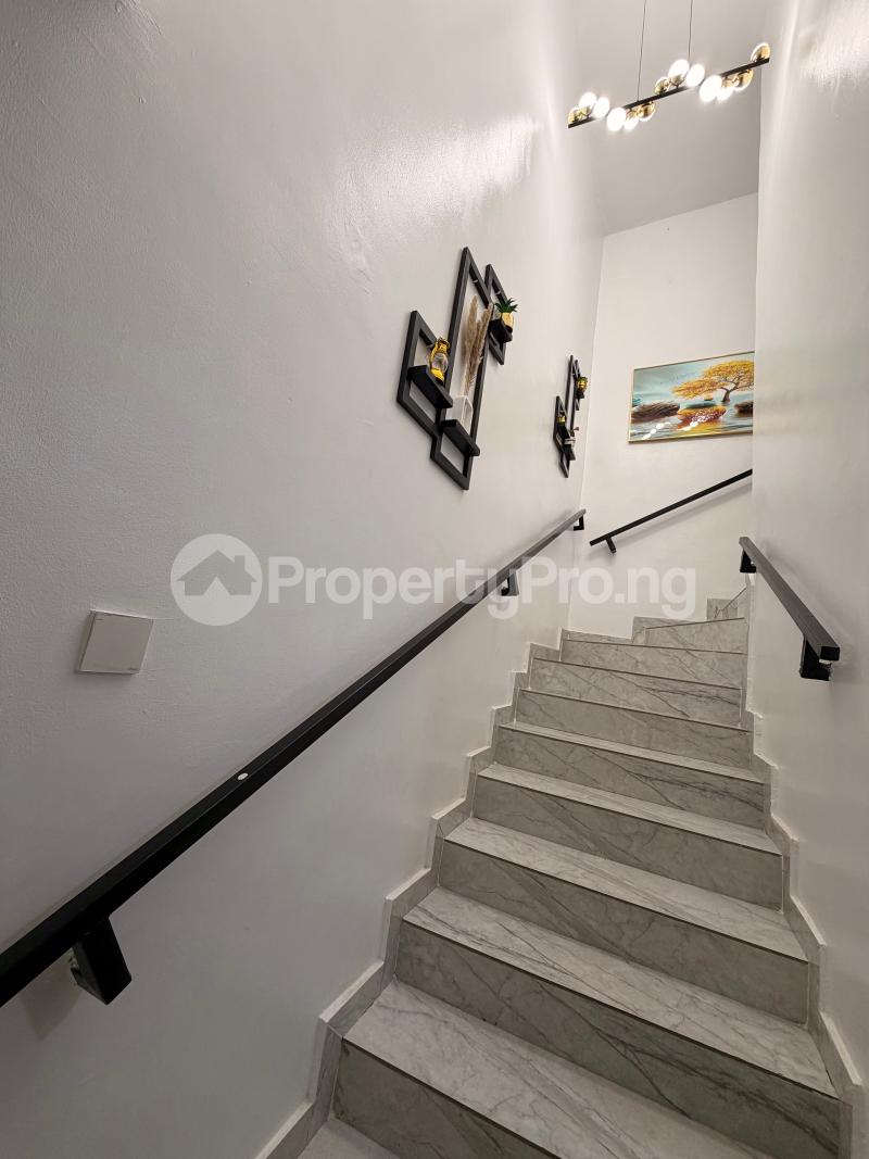 3 bedroom House for shortlet Greenland Estate, Opposite Thames Hotel Jericho Ibadan Oyo