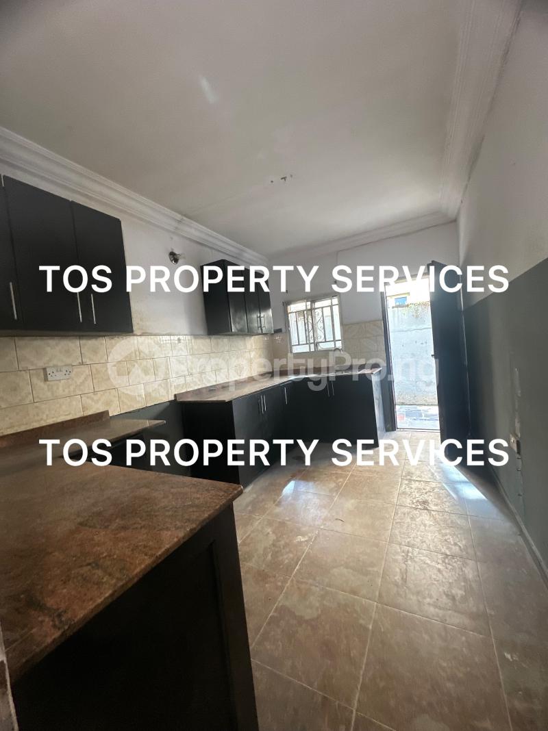 3 bedroom Flat / Apartment for rent Yaba Lagos