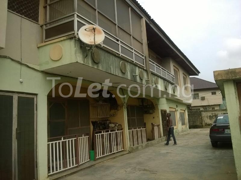 4 bedroom Flat / Apartment for rent 7 Zainab Street Medina Gbagada Lagos