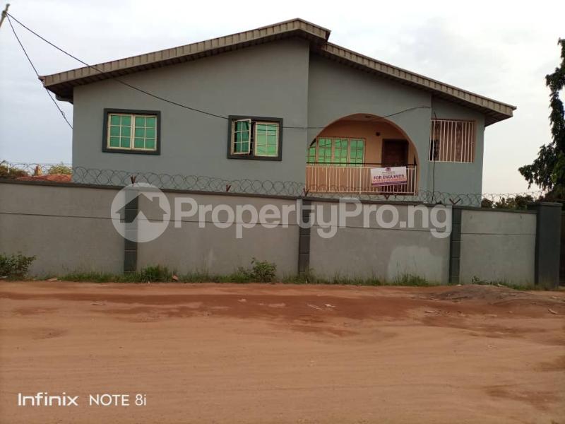 3 Bedroom Flat / Apartment in Akala Express Ibadan Oyo Flat