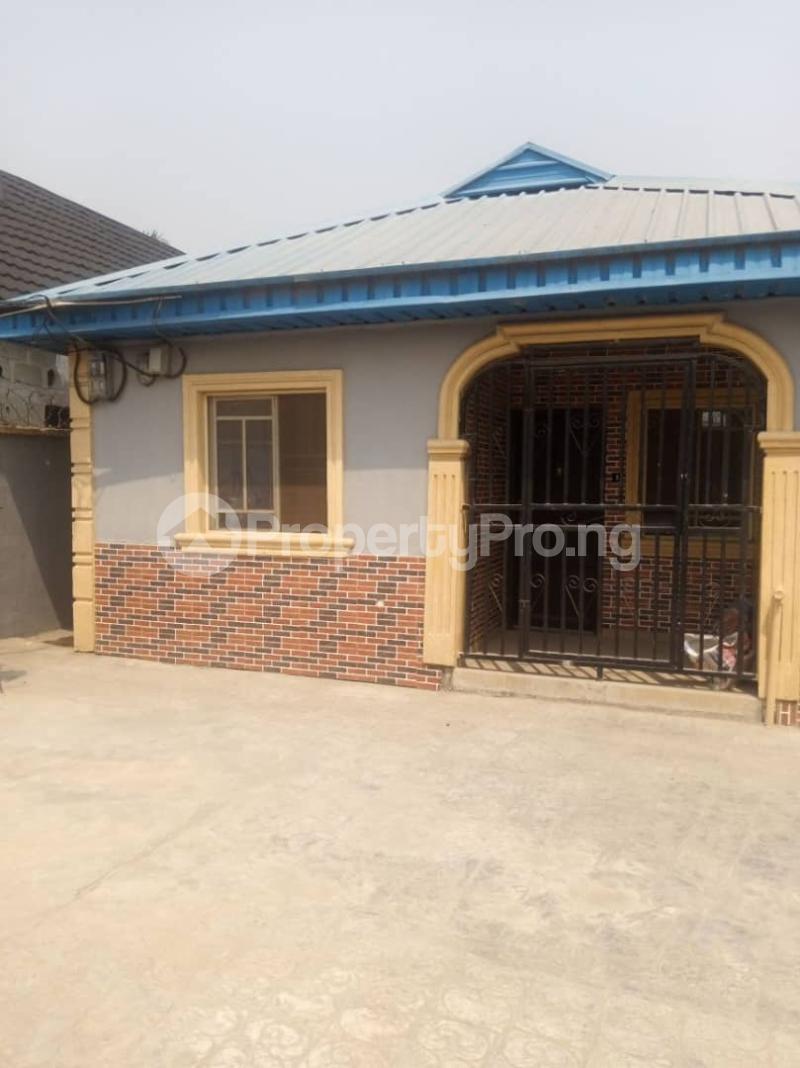 3 bedroom Flat / Apartment for rent Oladipupo Igbogbo Ikorodu Lagos