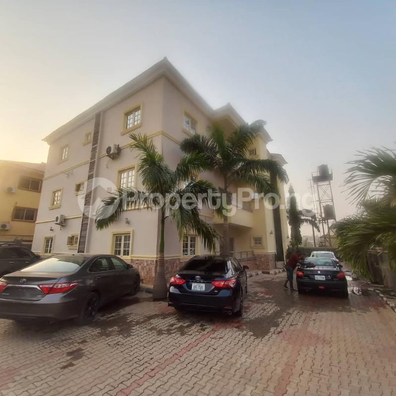 3 bedroom Flat / Apartment for rent Gishiri By Katampe Main Abuja