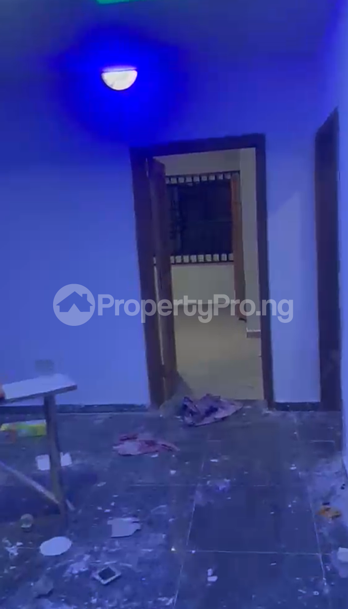 3 bedroom Flat / Apartment for rent Ireakari Estate Soka Ibadan Oyo