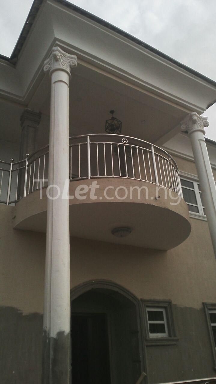 3 bedroom Flat / Apartment for rent Akoka Yaba Yaba Lagos - 0
