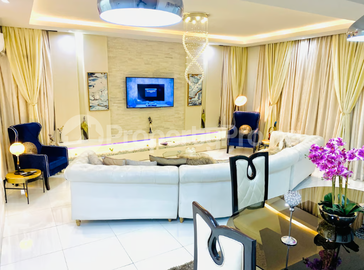 3 bedroom Flat / Apartment for shortlet Osapa london Lekki Lagos