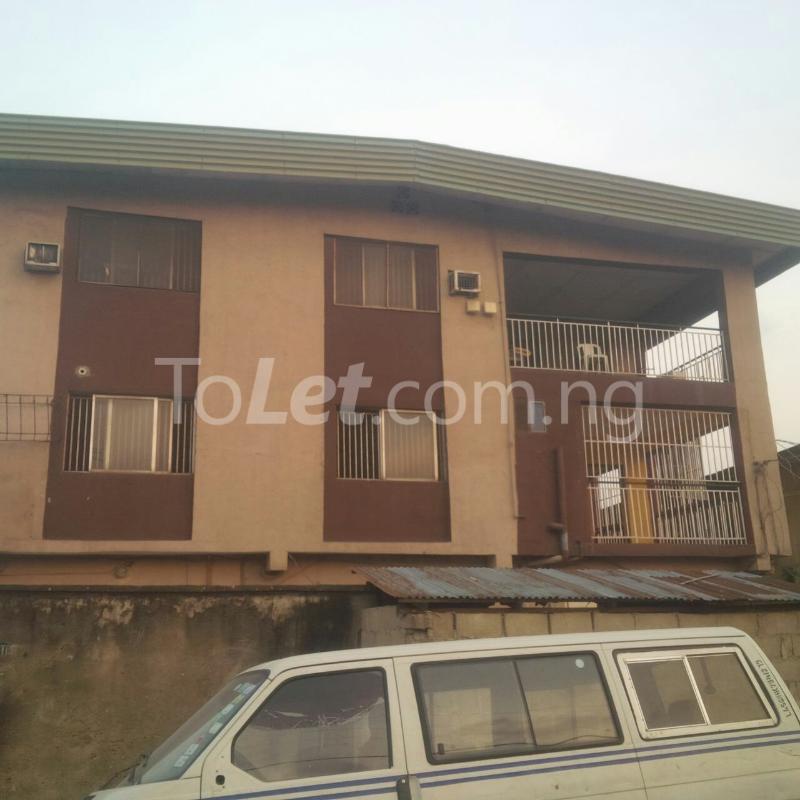 3 bedroom Flat / Apartment for rent Modupe Estate Fola Agoro Yaba Lagos