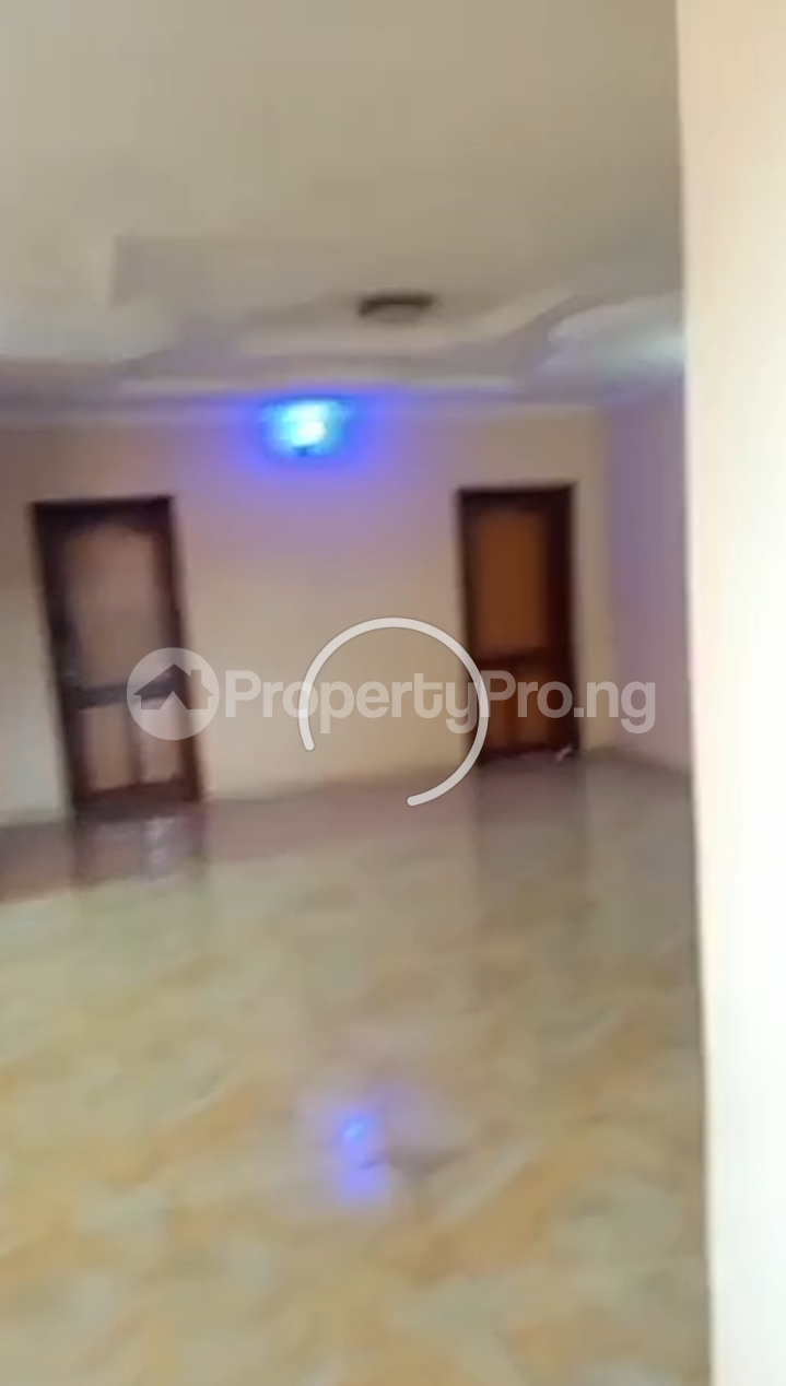3 bedroom Flat / Apartment for rent Mercy Rock Estate,ojurin Akobo Ibadan Oyo