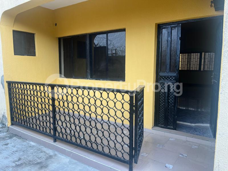 3 bedroom Flat / Apartment for rent Salami Olonade Street, Off Isheri Road, Olowora Ojodu Lagos