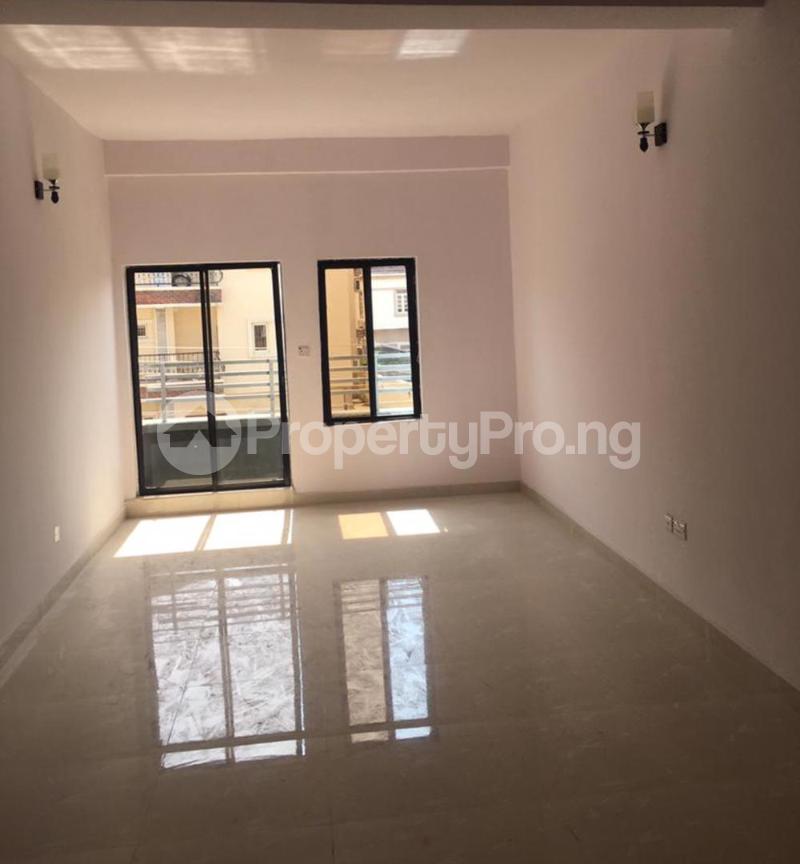 Flat / Apartment for rent Osapa london Lekki Lagos