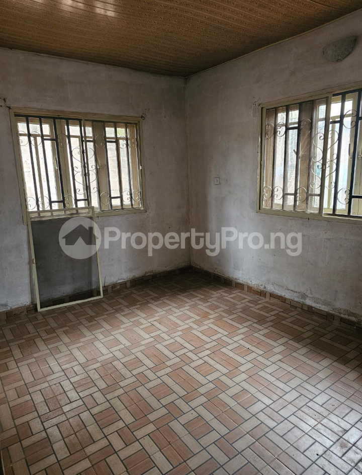 3 bedroom Flat / Apartment for rent Agara Area Akala Express Ibadan Oyo