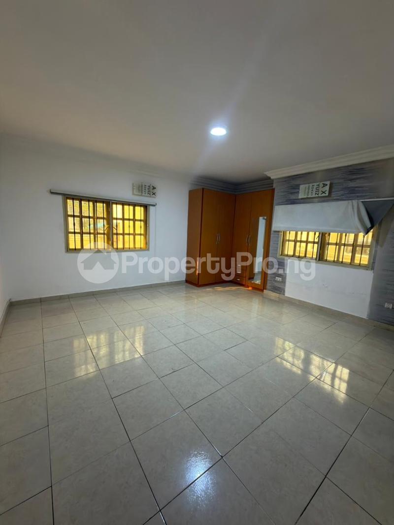3 bedroom Flat / Apartment for rent Lekki Phase 1 Lekki Lagos