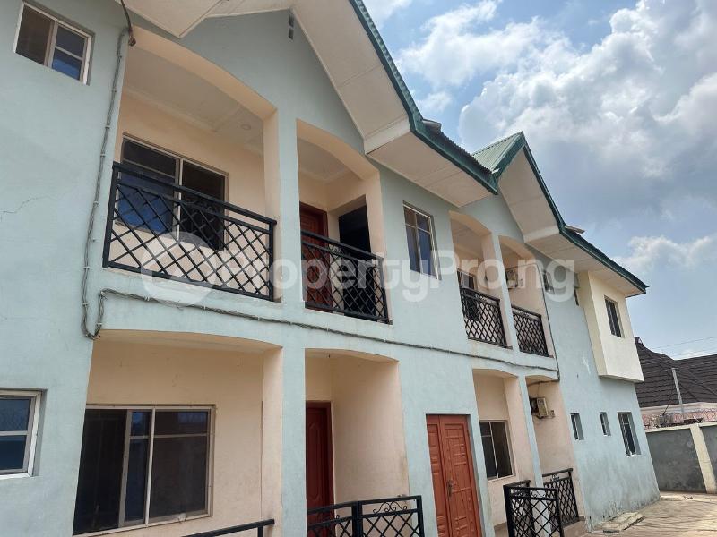 3 bedroom Flat / Apartment for rent Akala Express Ibadan Oyo