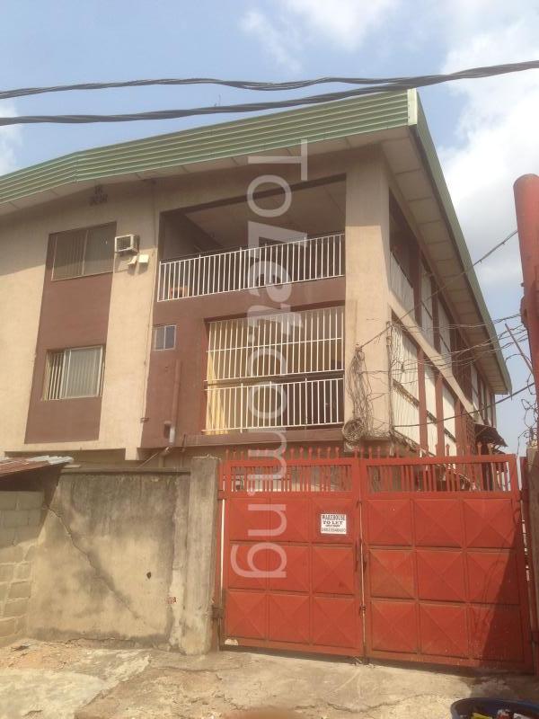 3 bedroom Flat / Apartment for rent Modupe Fola Agoro Yaba Lagos