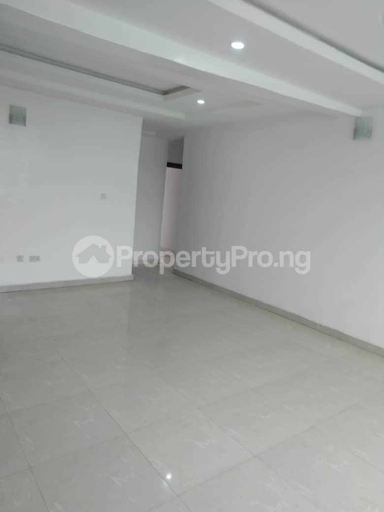 Flat / Apartment for rent Alagomeji Yaba Lagos