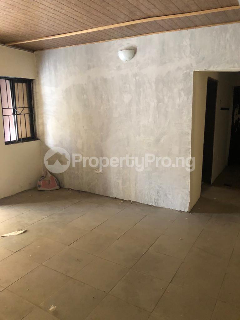 3 bedroom Flat / Apartment for rent Akoka Yaba Lagos
